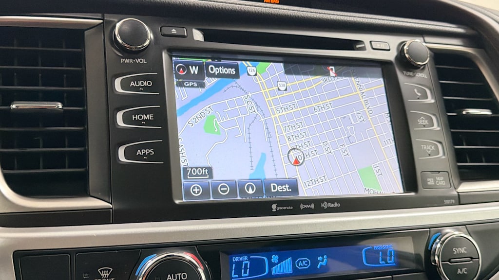 Thumbnail: 2018 Toyota Highlander - 28