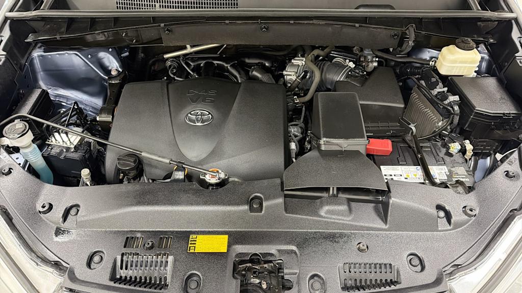 Thumbnail: 2018 Toyota Highlander - 8