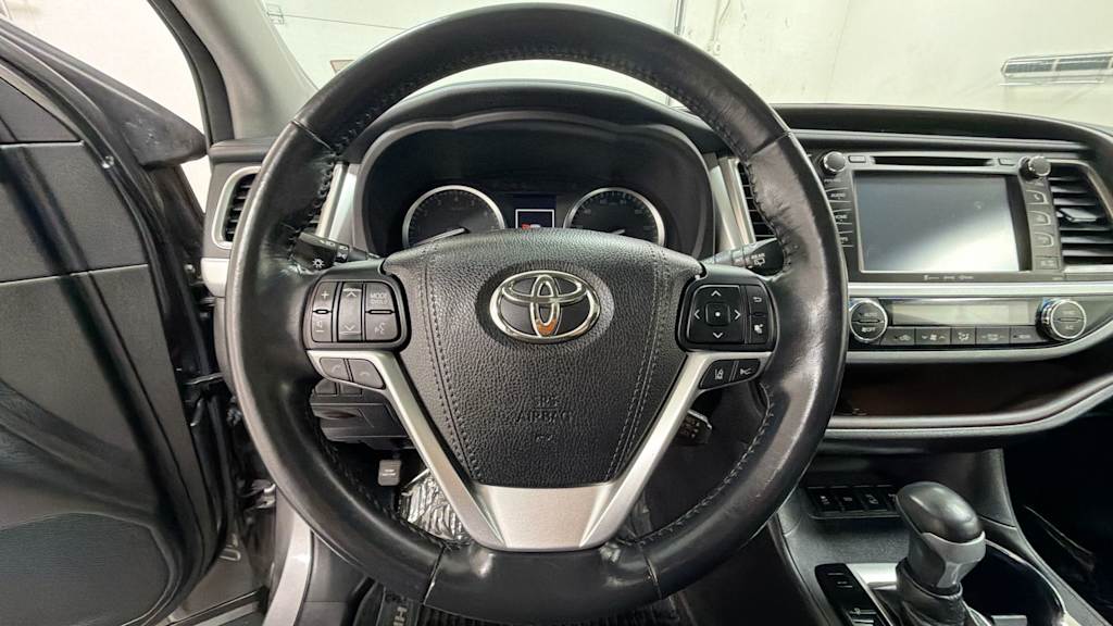 Thumbnail: 2018 Toyota Highlander - 10