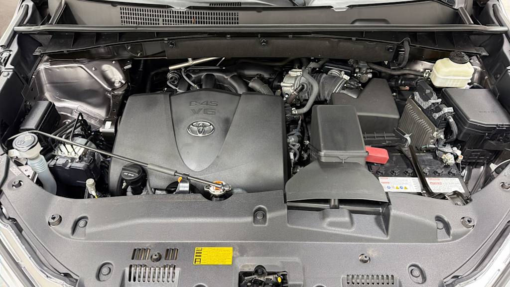Thumbnail: 2018 Toyota Highlander - 9
