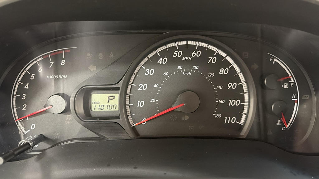 Thumbnail: 2013 Toyota Sienna - 16