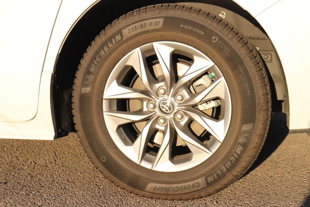 Thumbnail: 2023 Toyota Sienna - 7