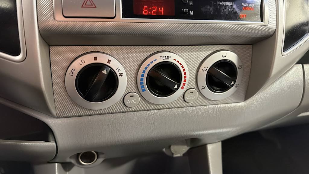 Thumbnail: 2007 Toyota Tacoma - 25