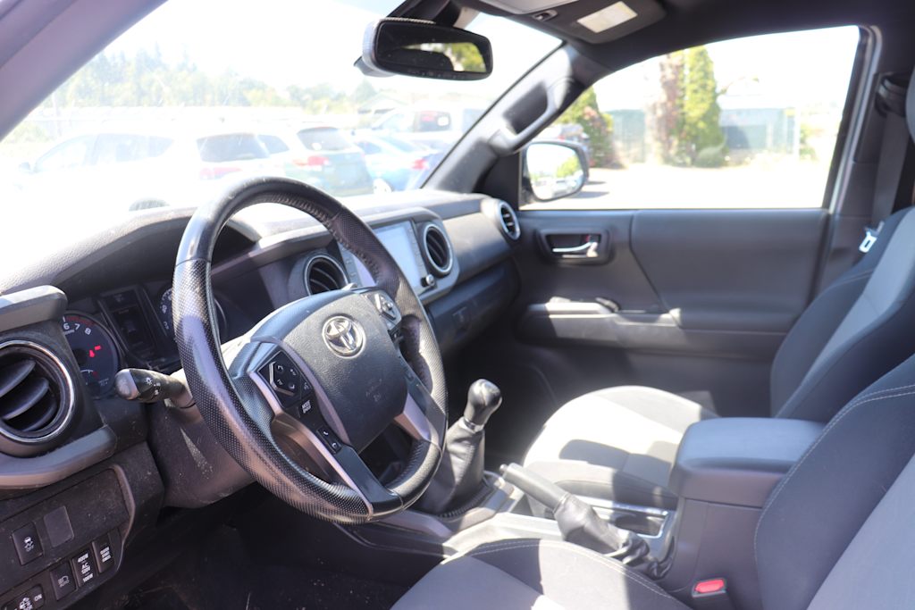 Thumbnail: 2020 Toyota Tacoma - 2