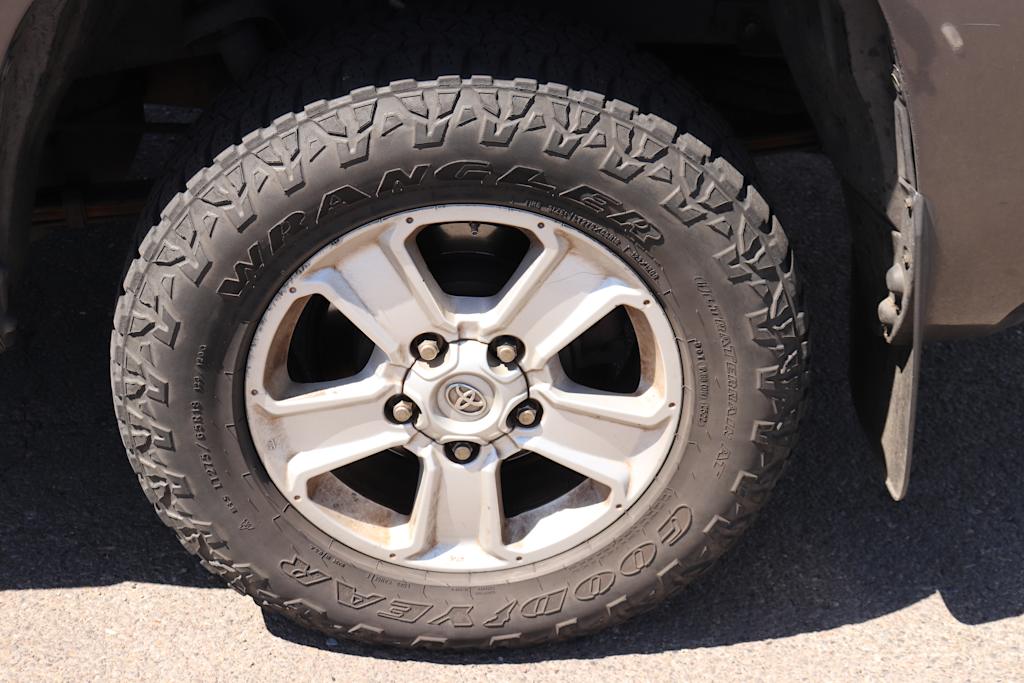 Thumbnail: 2015 Toyota Tundra - 7