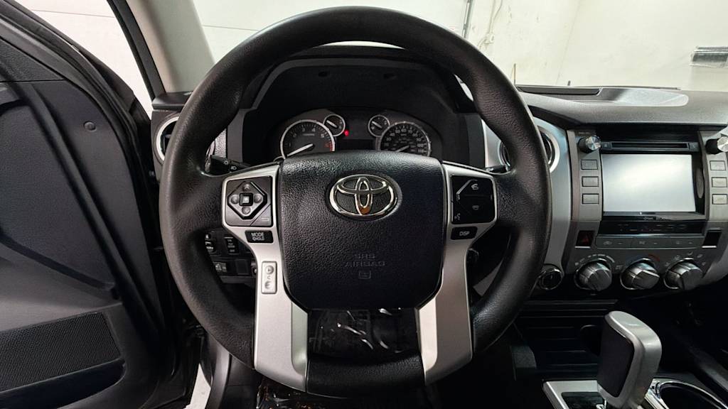 Thumbnail: 2015 Toyota Tundra - 10