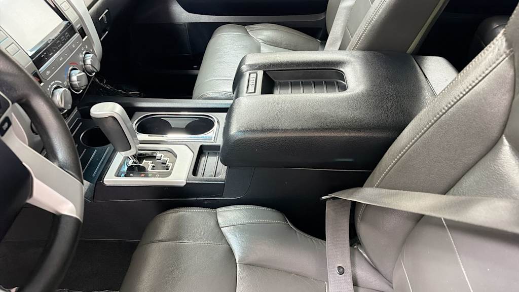 Thumbnail: 2015 Toyota Tundra - 12