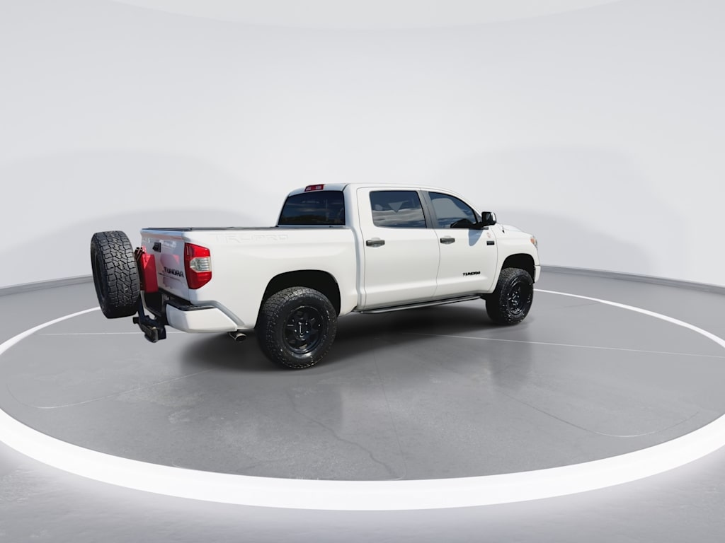 Thumbnail: 2017 Toyota Tundra - 22