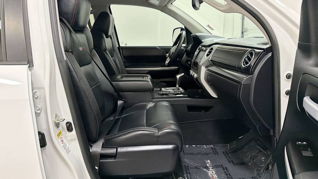 Thumbnail: 2017 Toyota Tundra - 31