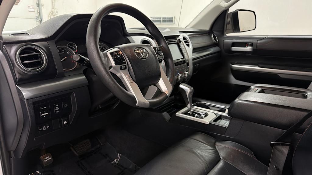 Thumbnail: 2017 Toyota Tundra - 2