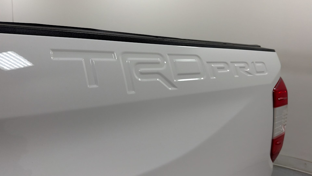Thumbnail: 2017 Toyota Tundra - 6