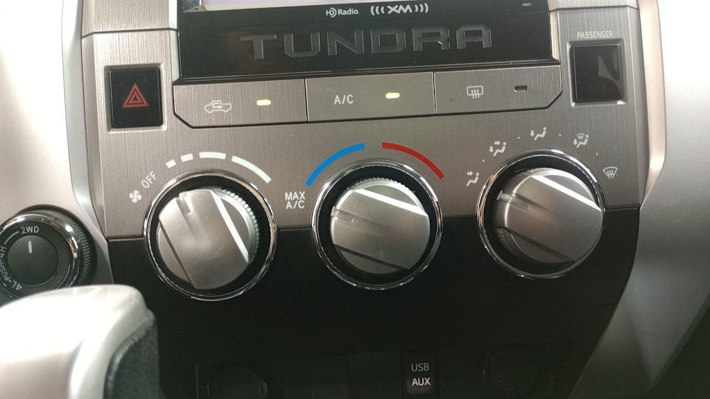 Thumbnail: 2014 Toyota Tundra - 27