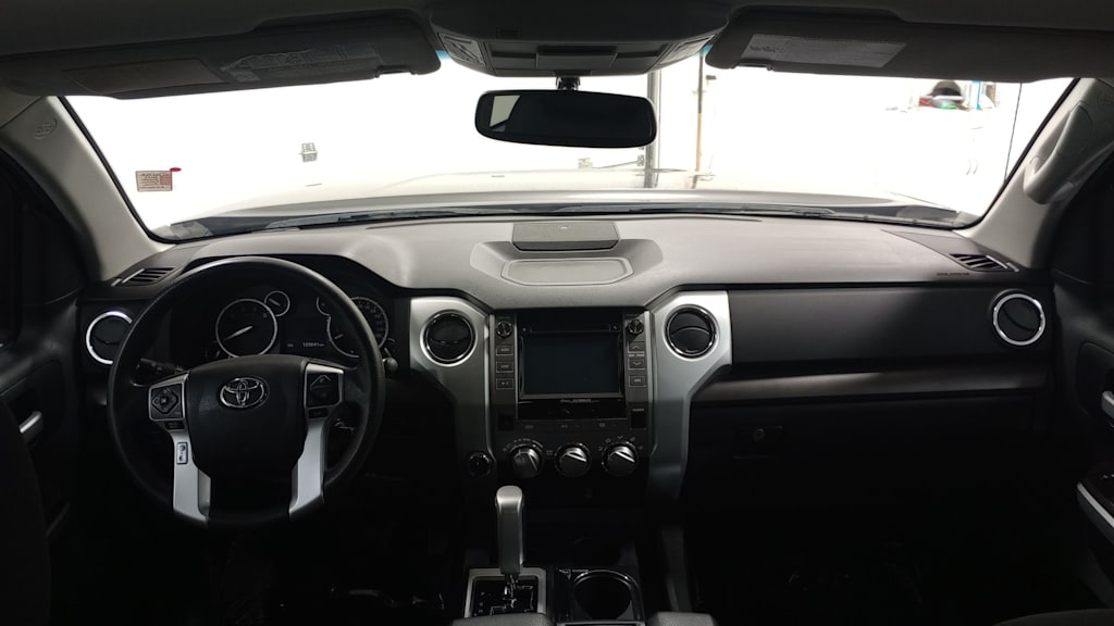 Thumbnail: 2014 Toyota Tundra - 11