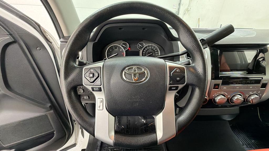 Thumbnail: 2017 Toyota Tundra - 9