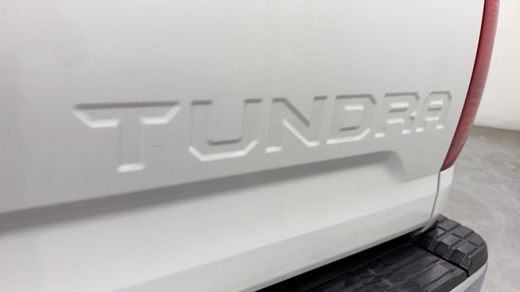Thumbnail: 2017 Toyota Tundra - 29