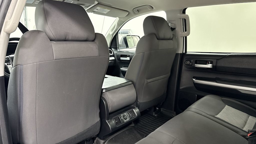 Thumbnail: 2016 Toyota Tundra - 29