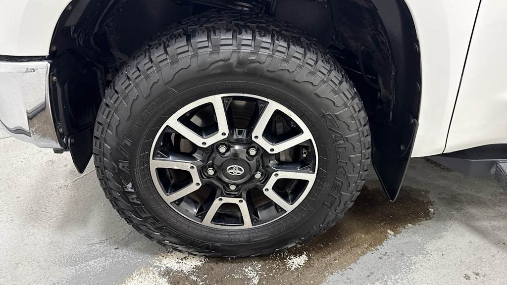 Thumbnail: 2016 Toyota Tundra - 6