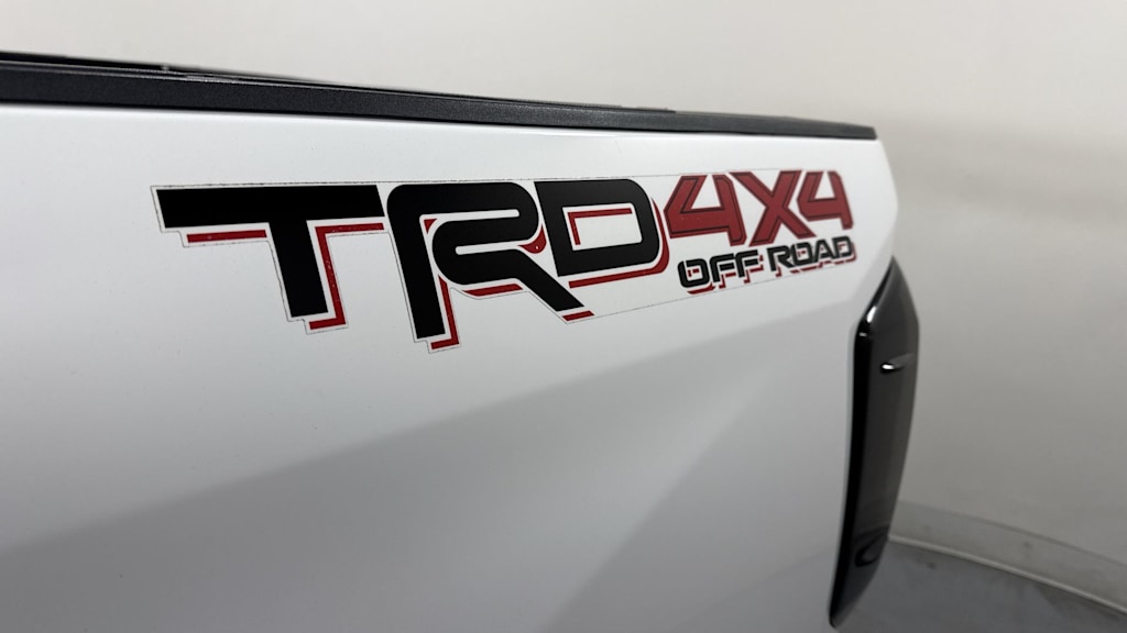 Thumbnail: 2016 Toyota Tundra - 30