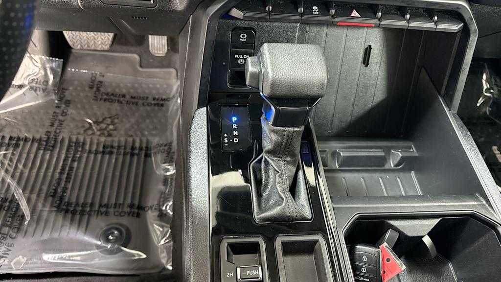 2022 Toyota Tundra SR 15