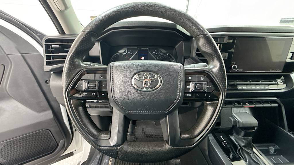 2022 Toyota Tundra SR 9