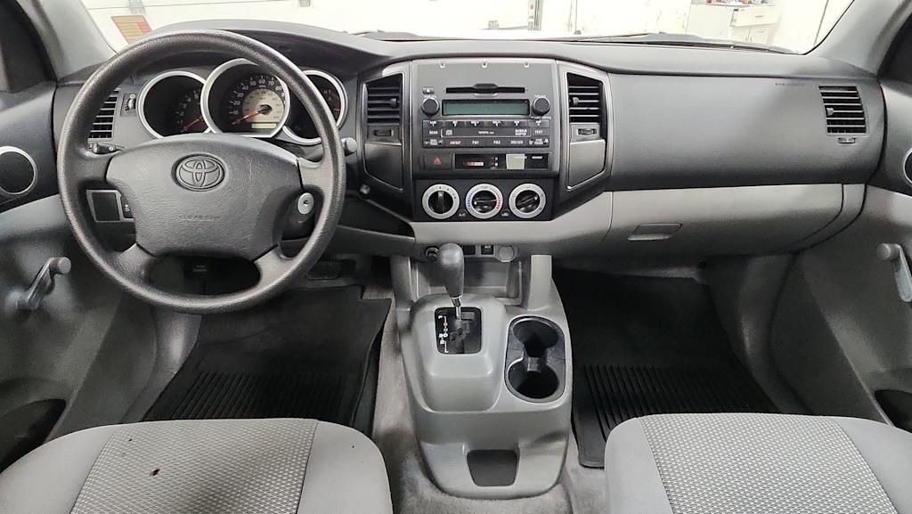 Thumbnail: 2011 Toyota Tacoma - 11