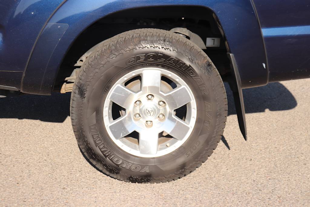 Thumbnail: 2012 Toyota Tacoma - 8