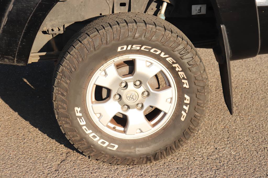 Thumbnail: 2013 Toyota Tacoma - 7