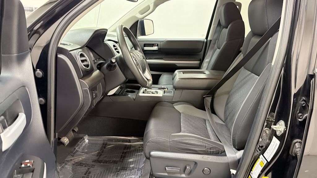 Thumbnail: 2015 Toyota Tundra - 9