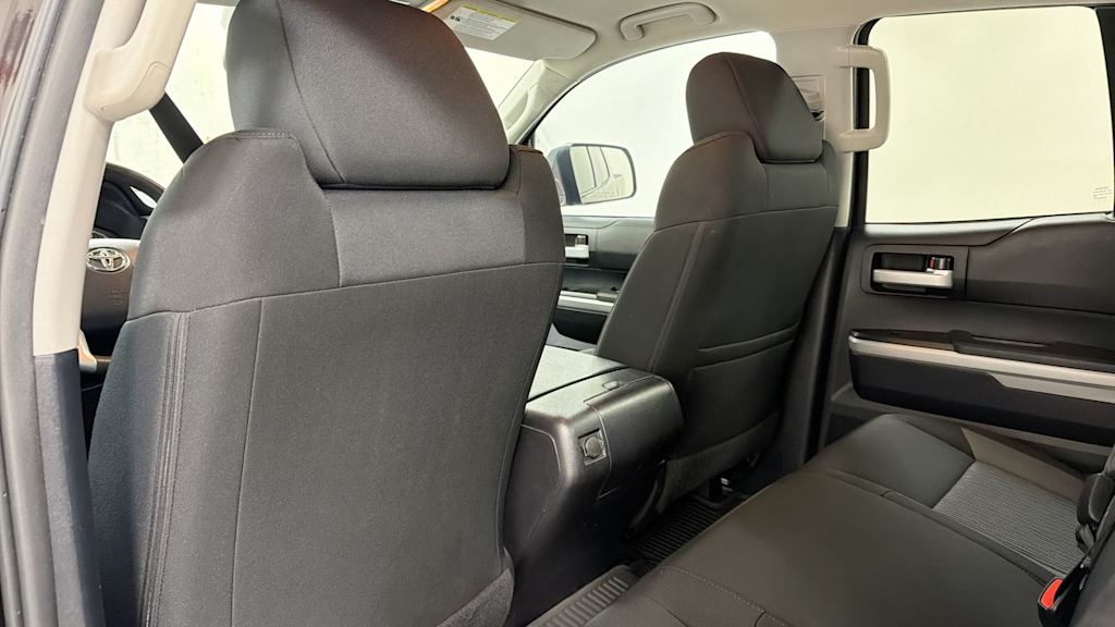 Thumbnail: 2015 Toyota Tundra - 29