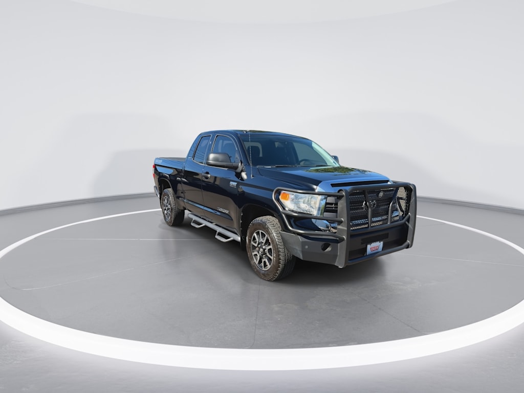 Thumbnail: 2015 Toyota Tundra - 5