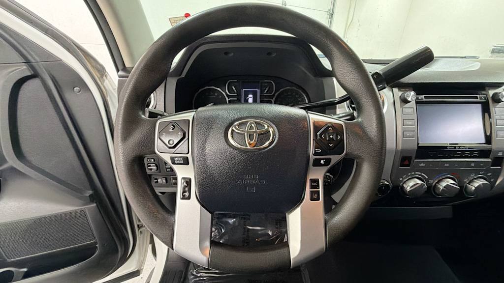 Thumbnail: 2019 Toyota Tundra - 10
