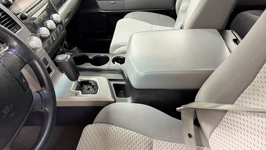 Thumbnail: 2013 Toyota Tundra - 12