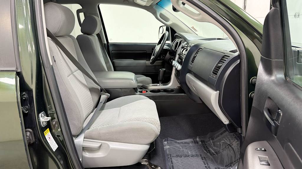 Thumbnail: 2013 Toyota Tundra - 30
