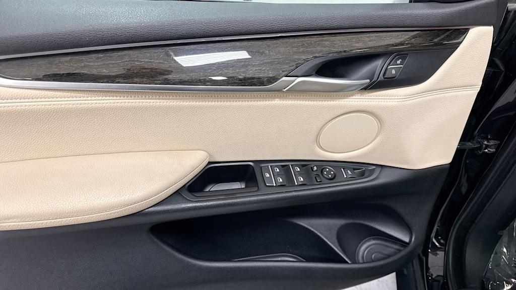 Thumbnail: 2016 BMW X5 - 25