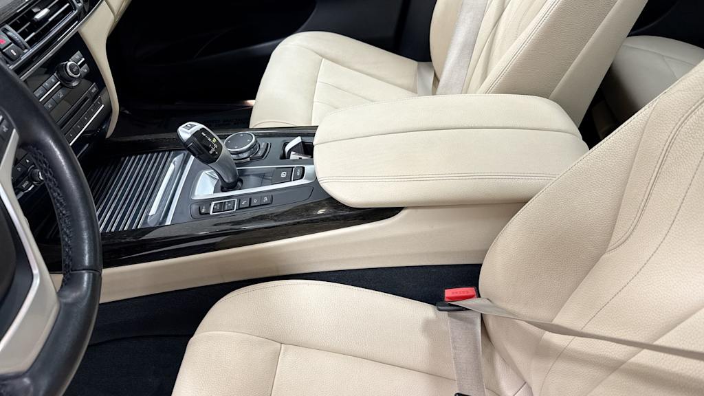 Thumbnail: 2016 BMW X5 - 12