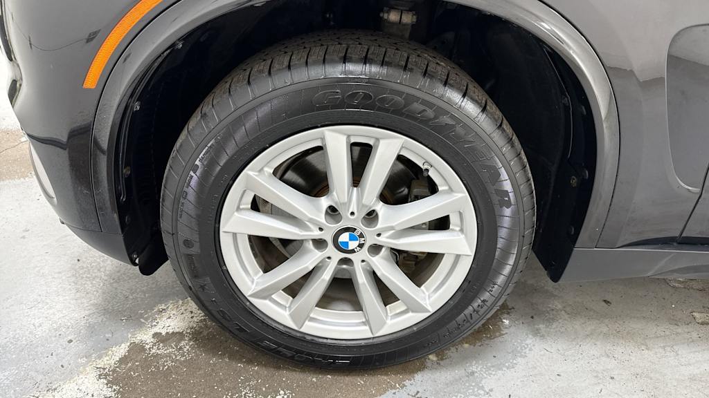Thumbnail: 2016 BMW X5 - 8