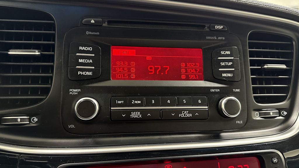 Thumbnail: 2015 Kia Optima - 13