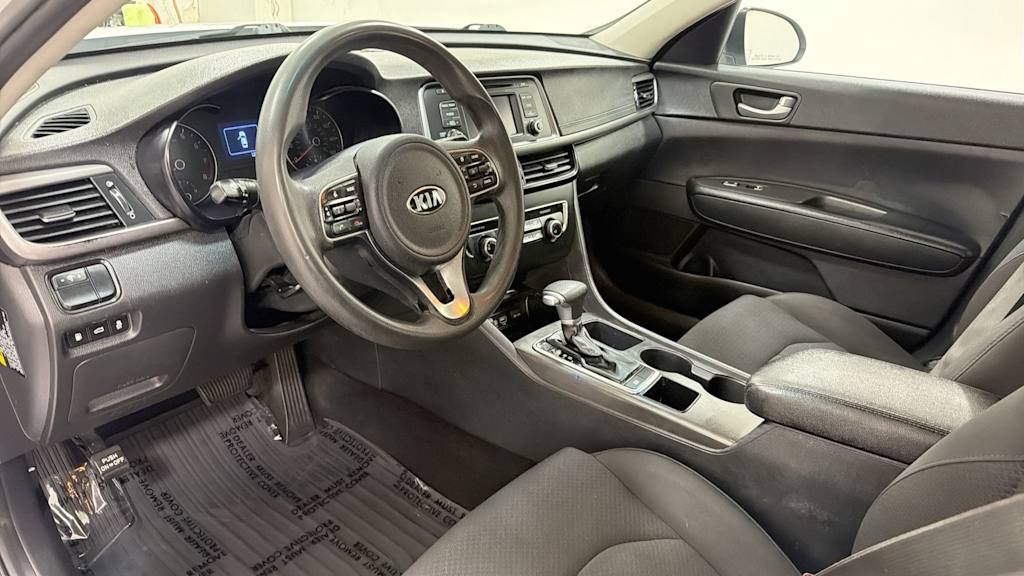 Thumbnail: 2017 Kia Optima - 2