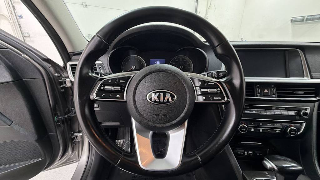 Thumbnail: 2019 Kia Optima - 9