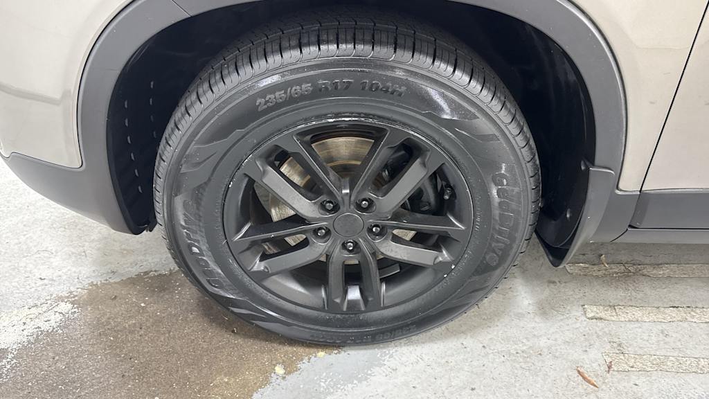 Thumbnail: 2015 Kia Sorento - 8