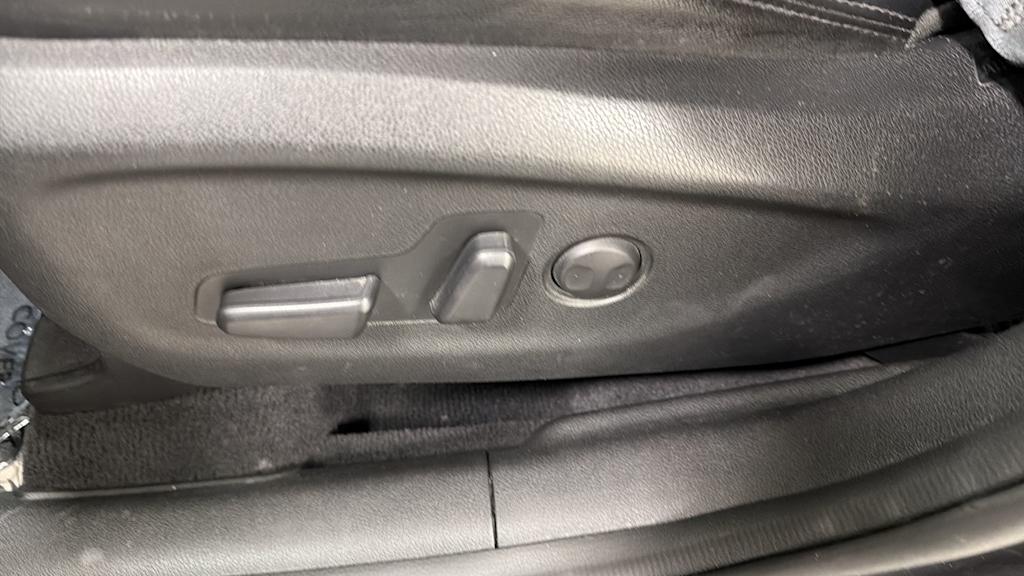 Thumbnail: 2017 Kia Sorento - 25