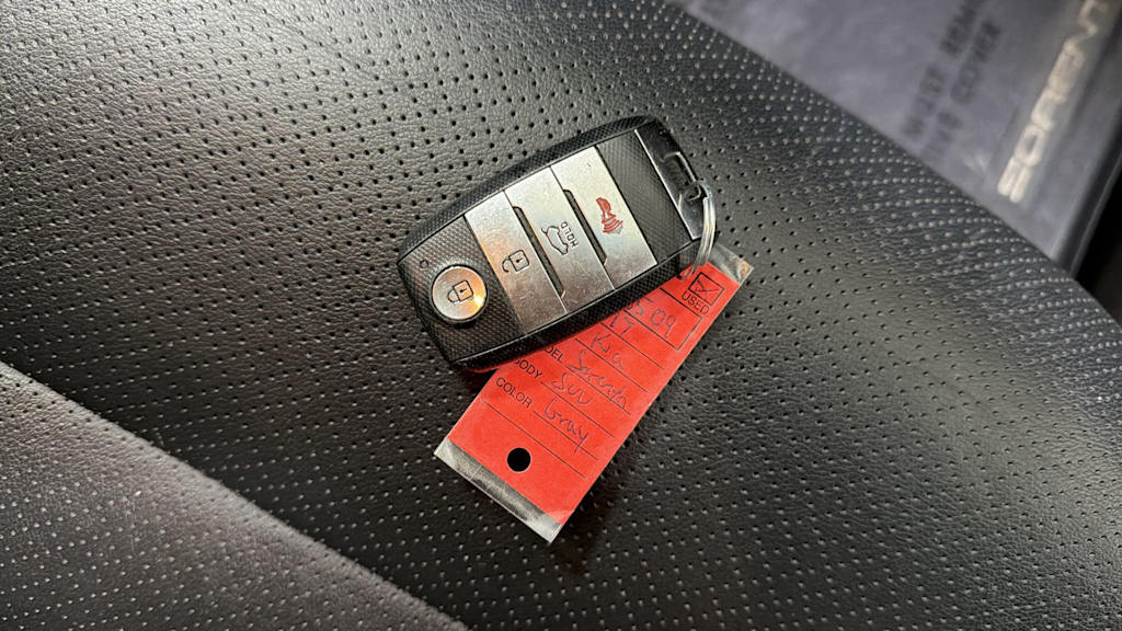 Thumbnail: 2017 Kia Sorento - 19