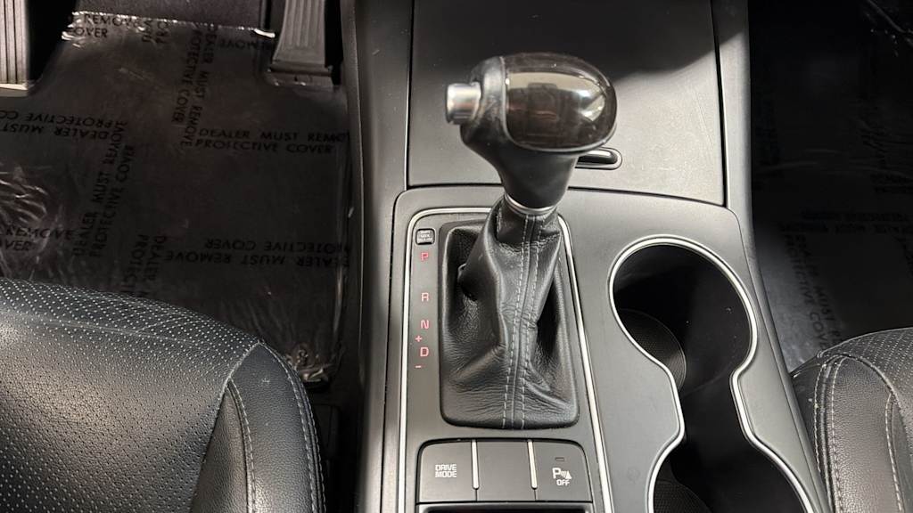 Thumbnail: 2017 Kia Sorento - 16