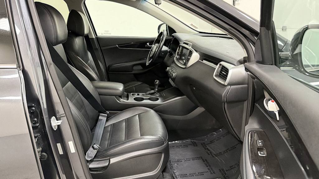 Thumbnail: 2017 Kia Sorento - 30