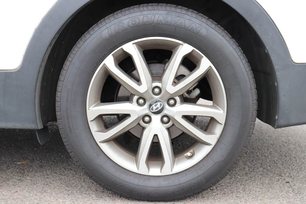 Thumbnail: 2014 Hyundai Santa Fe - 6