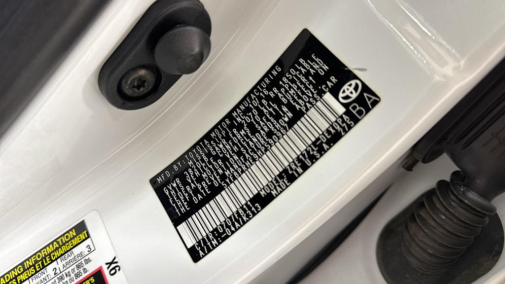 2017 Toyota Corolla LE Eco 18