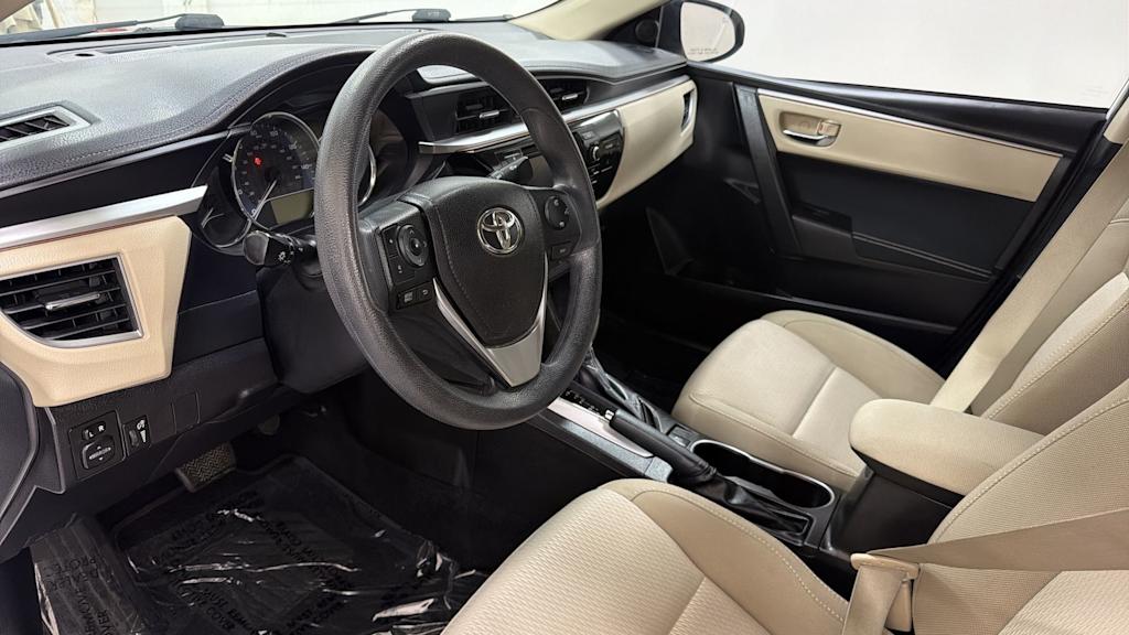 Thumbnail: 2014 Toyota Corolla - 2