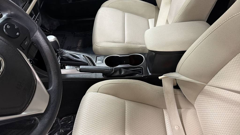 Thumbnail: 2014 Toyota Corolla - 12