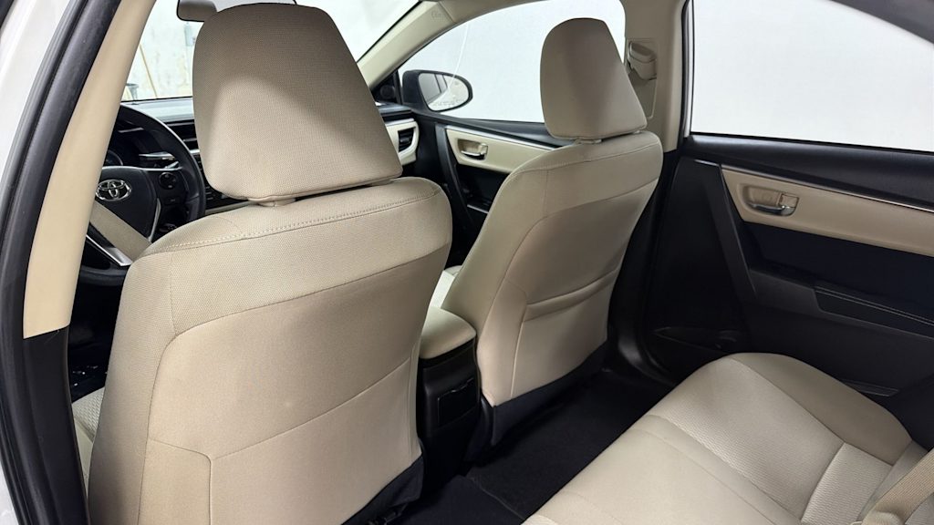 Thumbnail: 2014 Toyota Corolla - 28