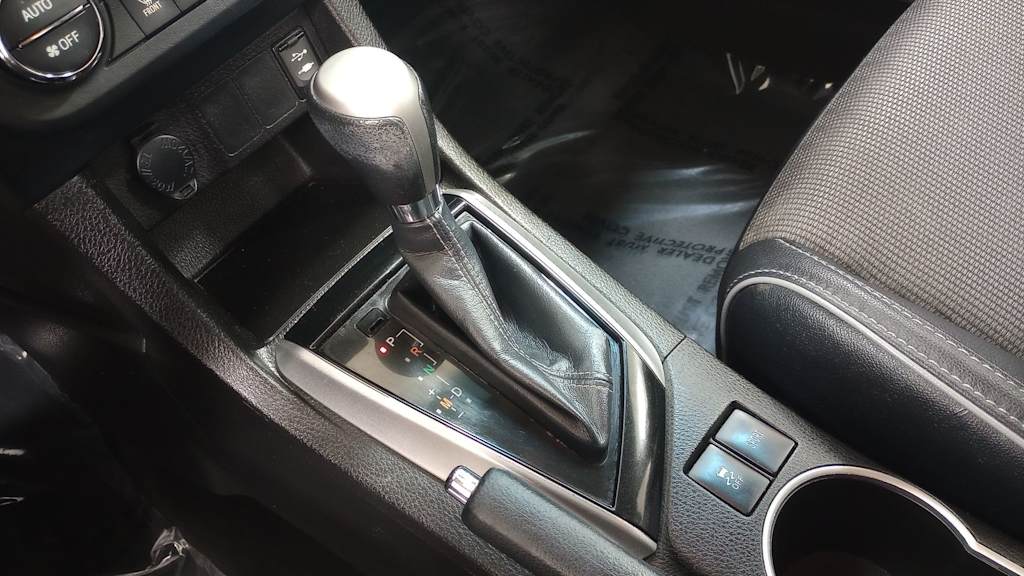 2016 Toyota Corolla LE 15